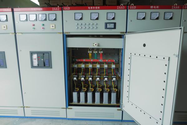 建华配电箱-3683品牌电梯电源配电箱的检修